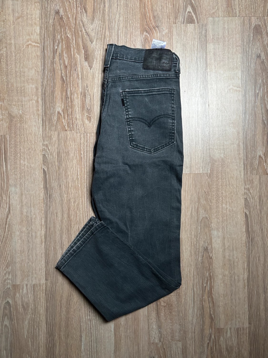đź›’Jean Levi's 541 W32 L30đź›’