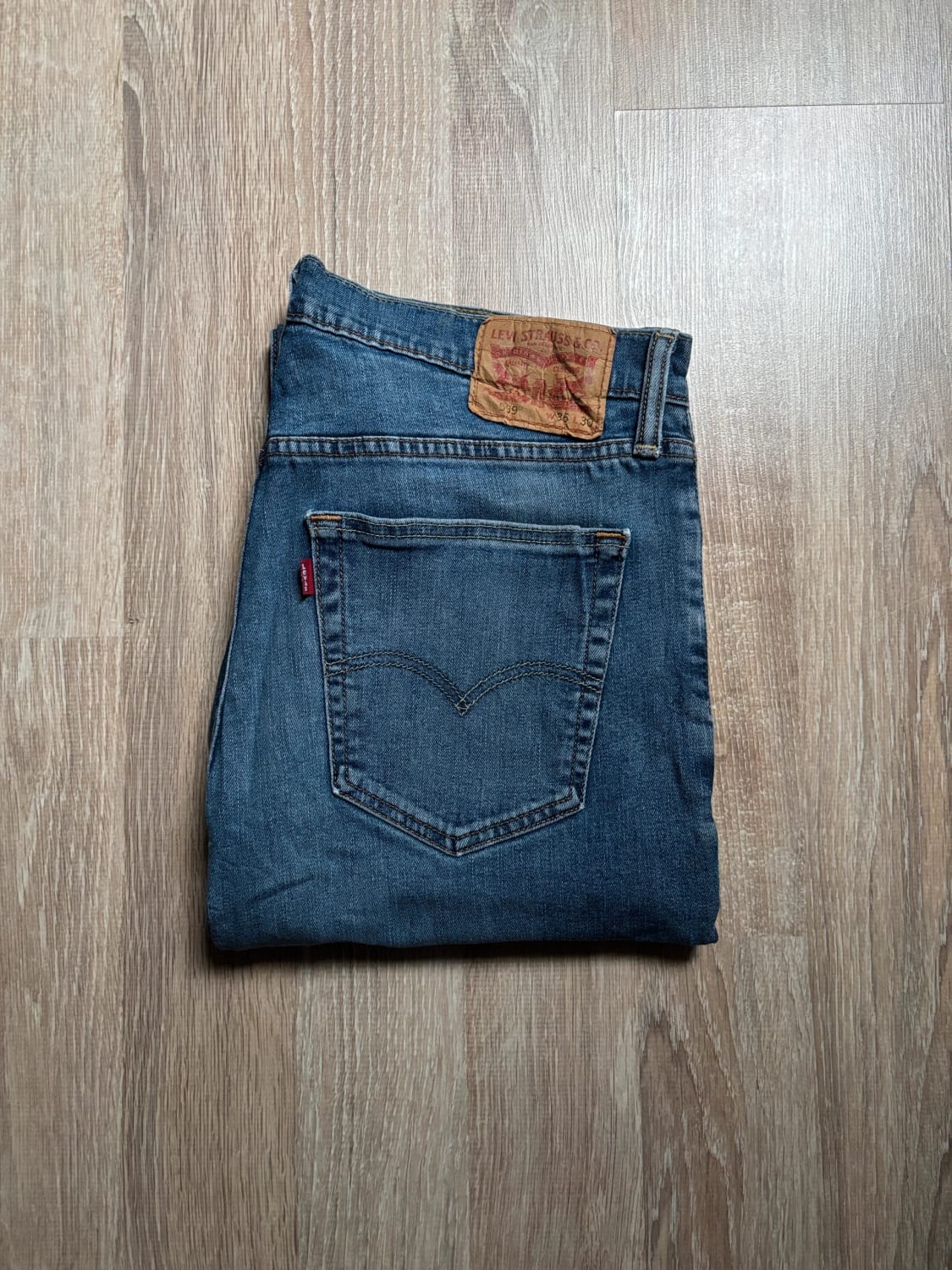 đź›’Jean Levi's 559 W36 L30đź›’