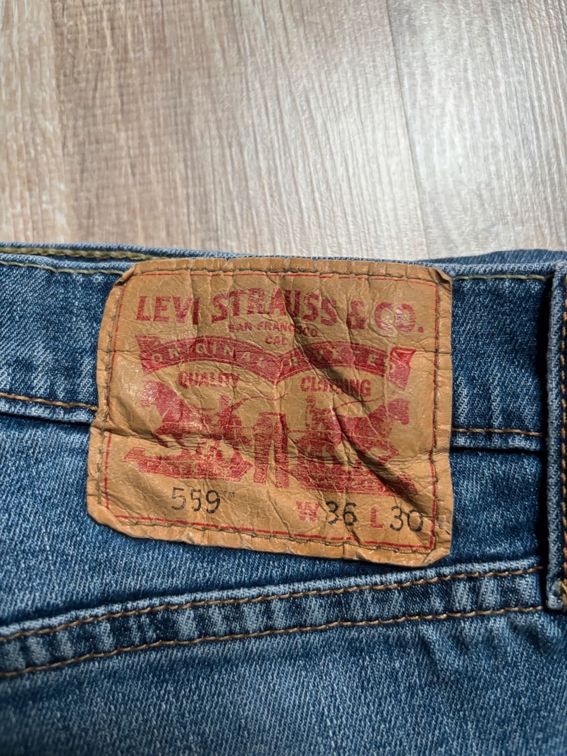 đź›’Jean Levi's 559 W36 L30đź›’