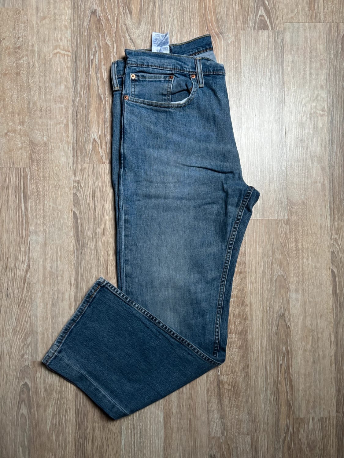 đź›’Jean Levi's 559 W36 L30đź›’