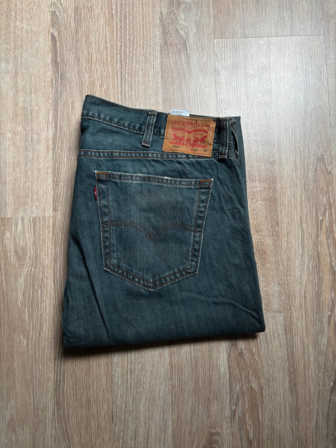 đź›’Jean Levi's 559 W40 L30đź›’