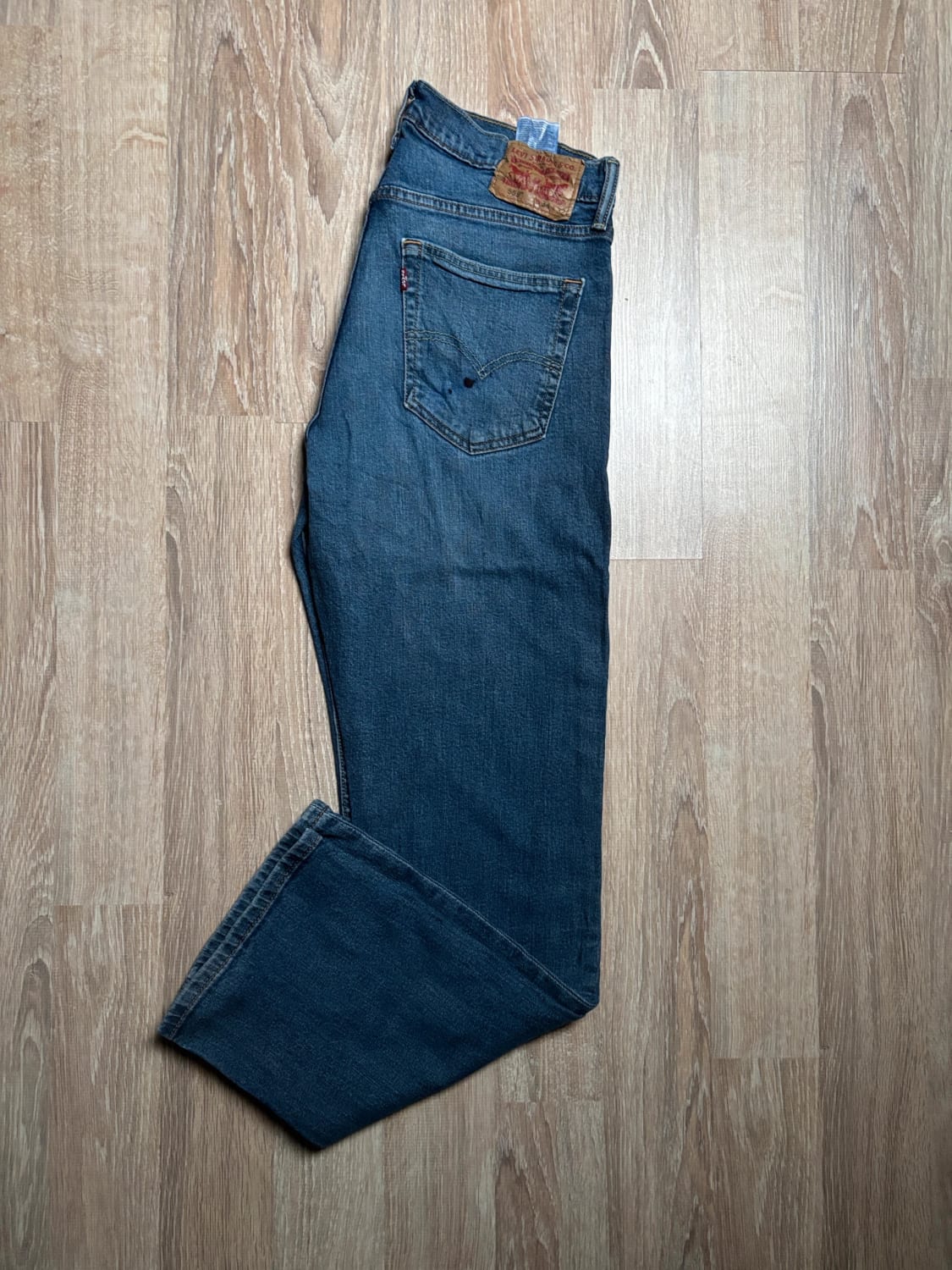 đź›’Jean Levi's 559 W34 L32đź›’