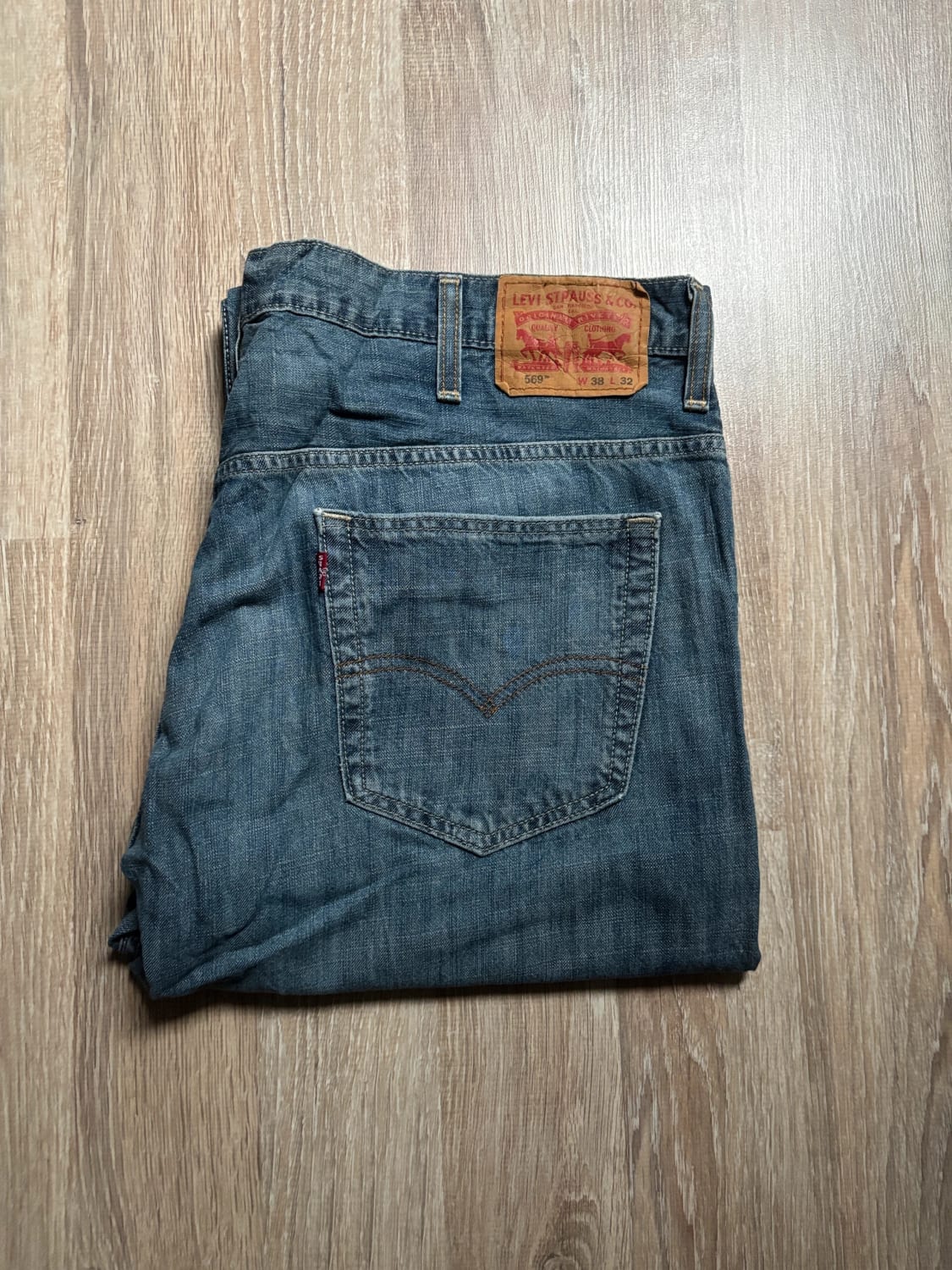 đź›’Jean Levi's 569 W38 L32đź›’