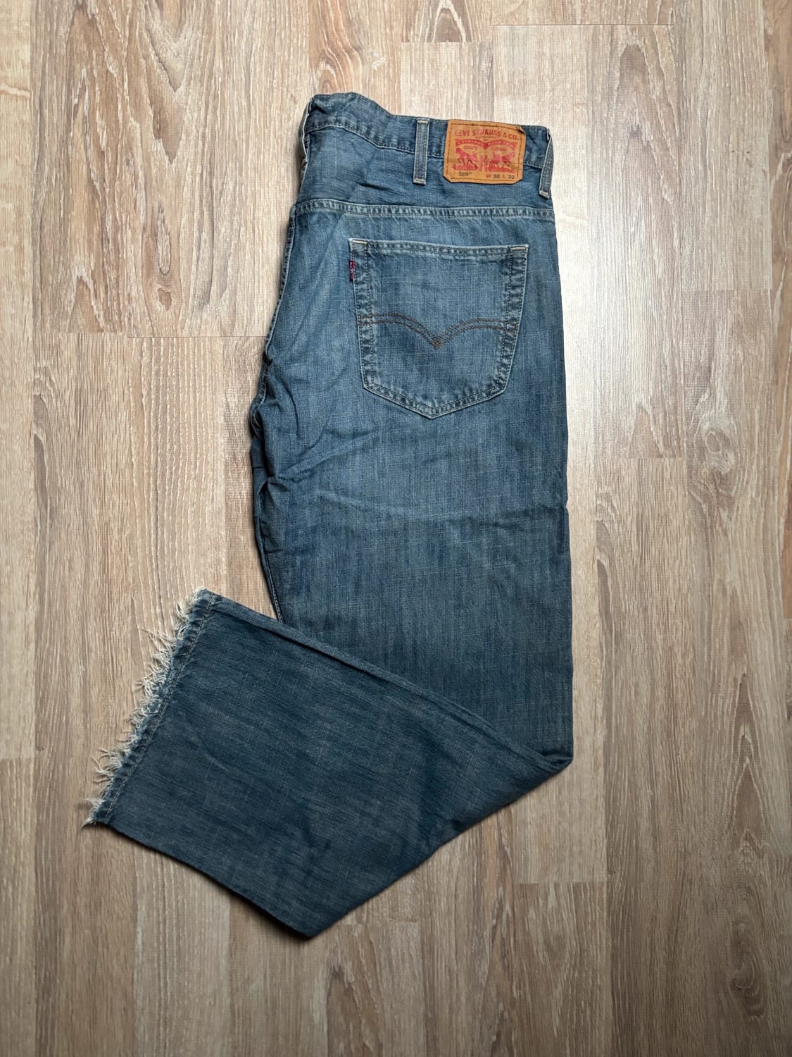 đź›’Jean Levi's 569 W38 L32đź›’
