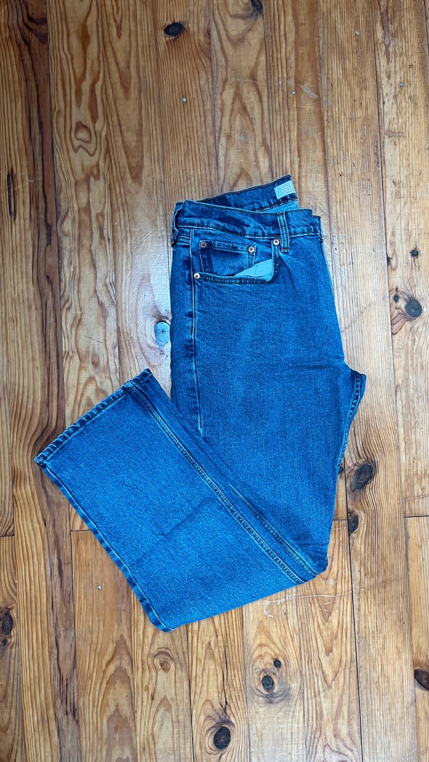 đź›’Jean Levi's W34 L32đź›’
