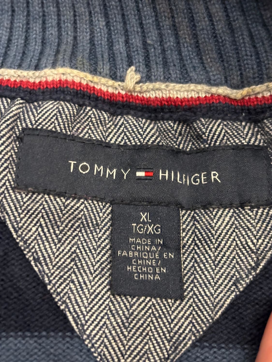 đź›’Pull Tommy Hilfiger XLđź›’