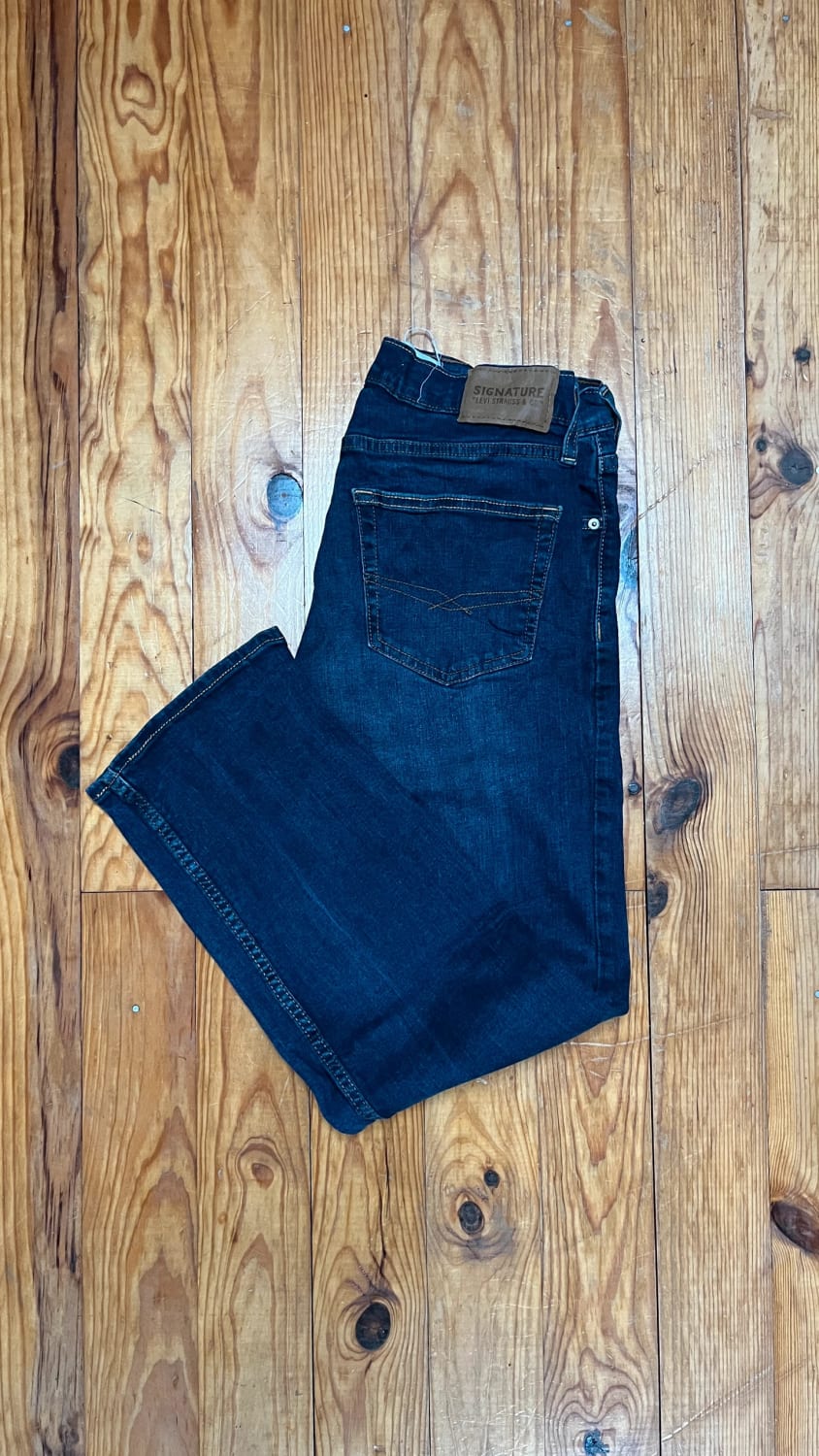 đź›’Jean Levi's W30 L30đź›’