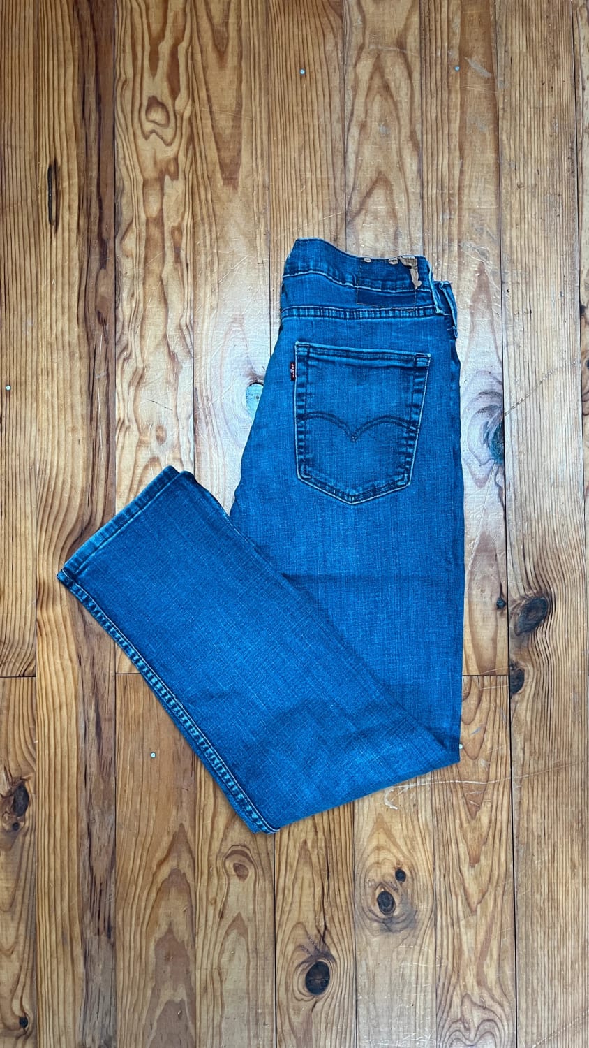 đź›’Jean Levi's W32 L32đź›’