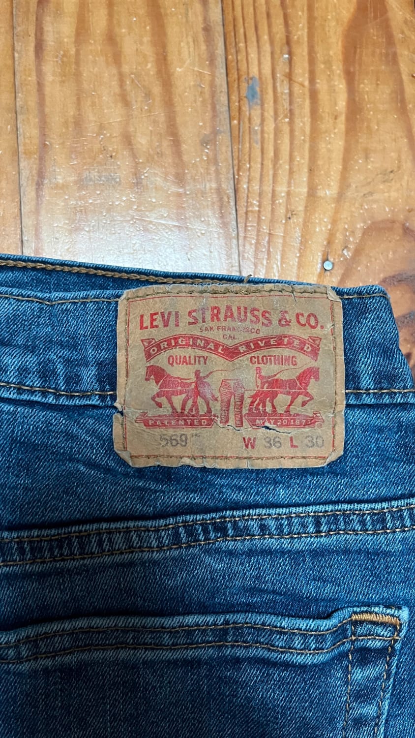 đź›’Jean Levi's 569 W36 L30đź›’