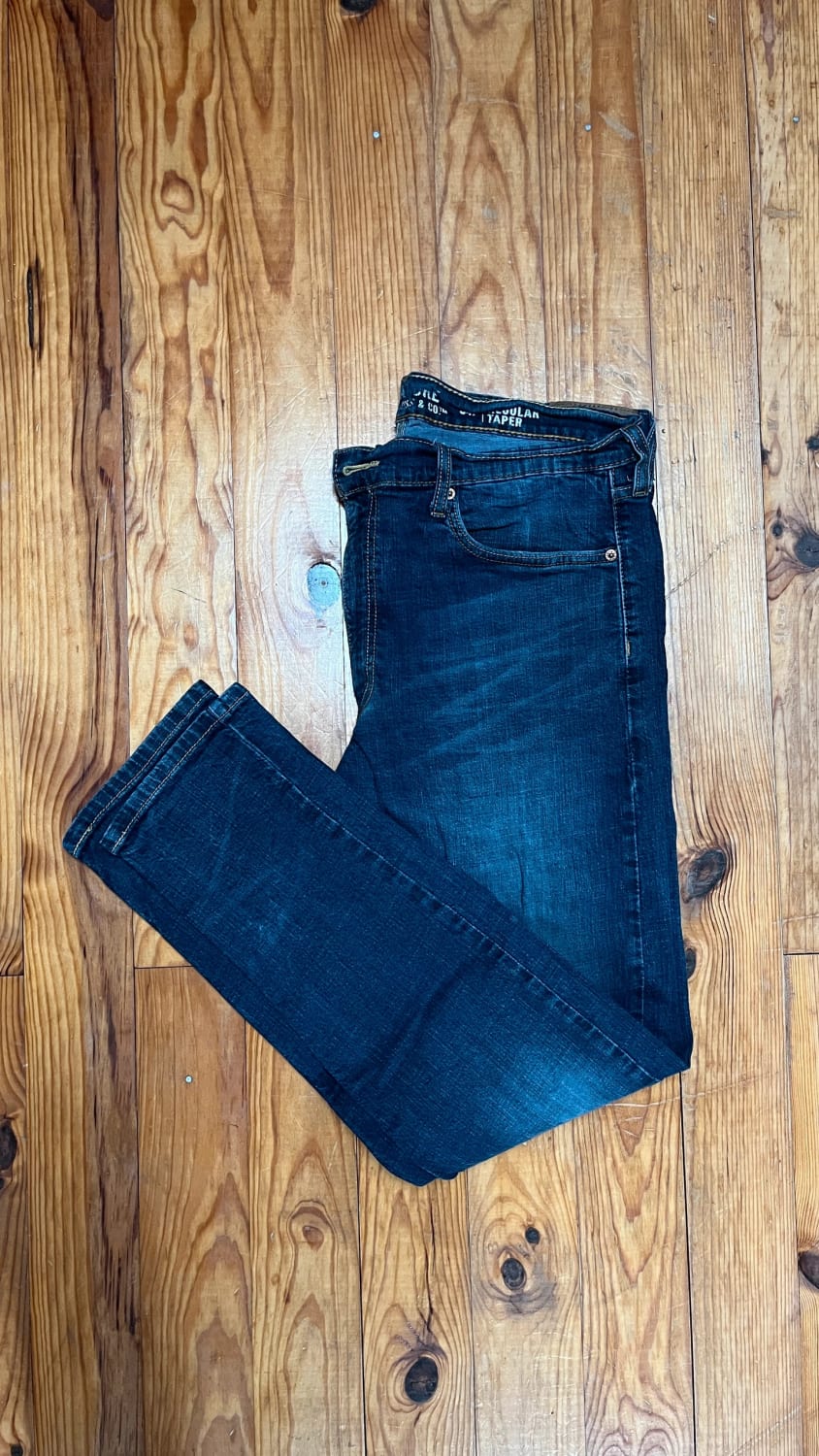đź›’Jean Levi's W36 L32đź›’