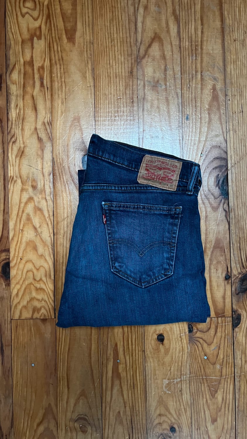 đź›’Jean Levi's 559 W36 L30đź›’