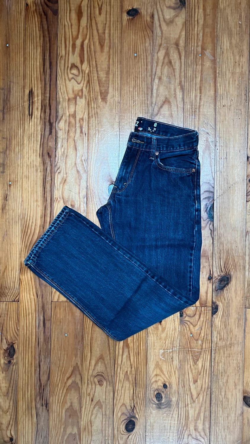 đź›’Jean Levi's W30 L32đź›’