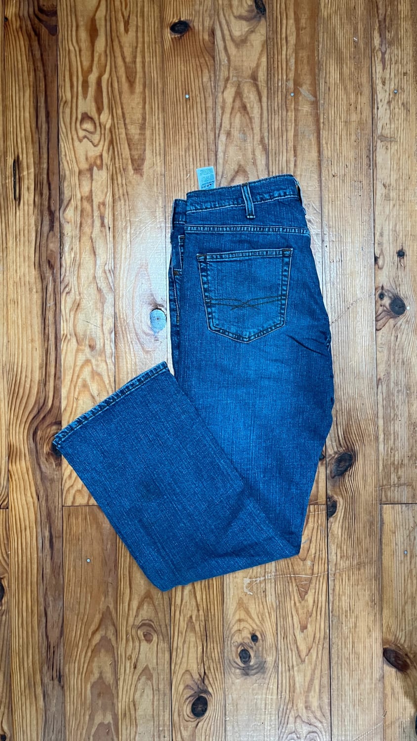 đź›’Jean Levi's W34 L30đź›’