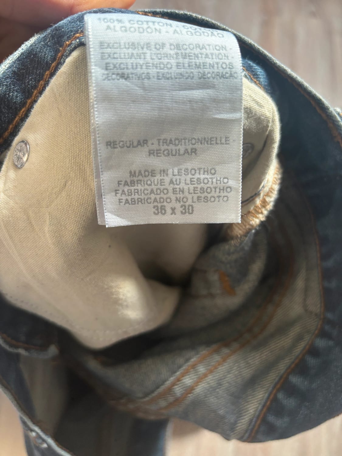 đź›’Jean Levi's W36 L30đź›’
