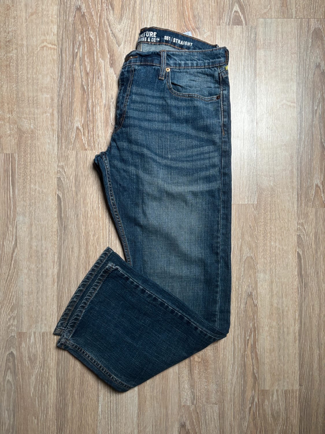đź›’Jean Levi's W36 L32đź›’