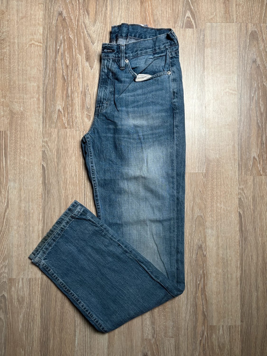 đź›’Jean Levi's W34 L34đź›’