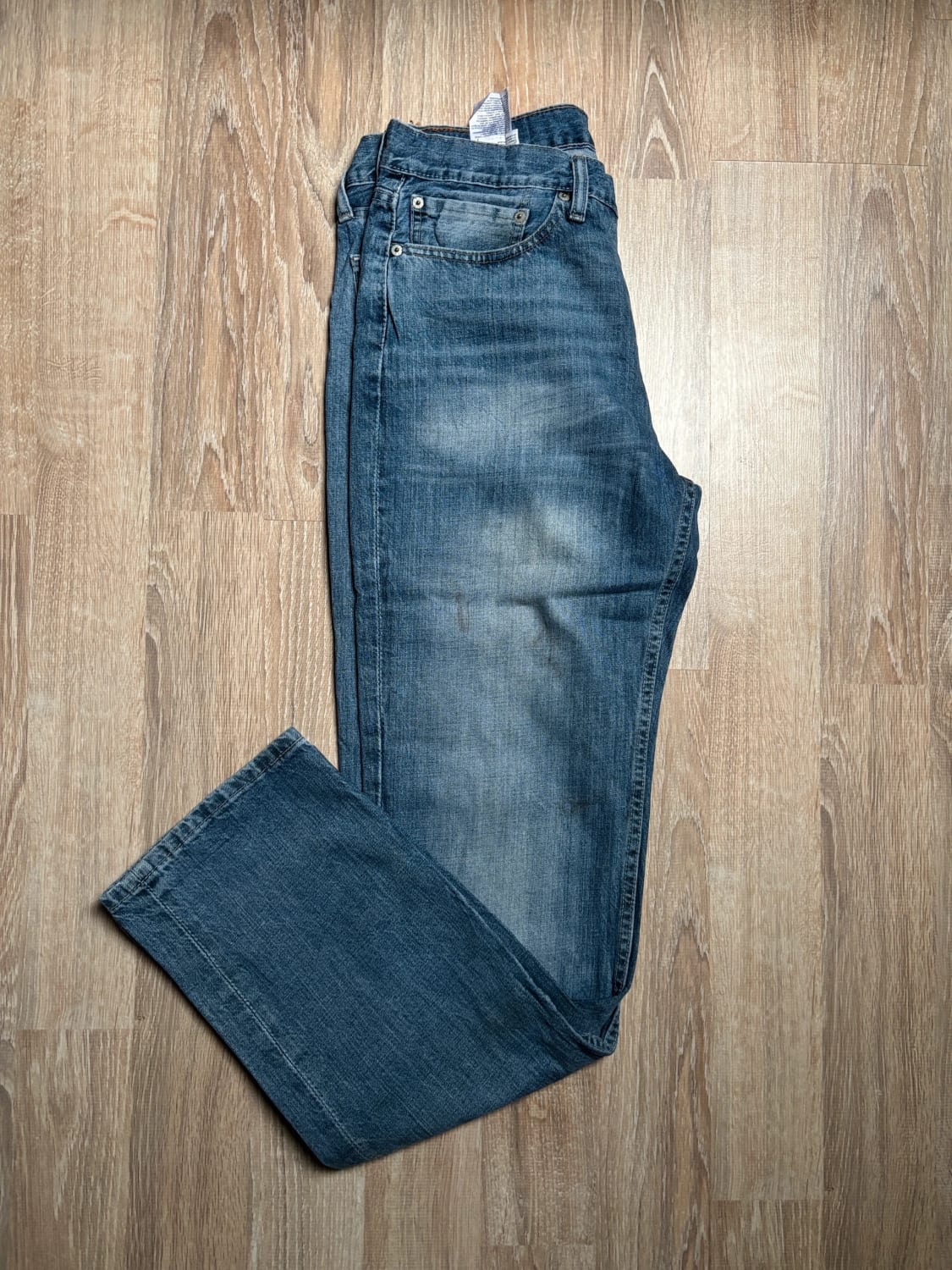 đź›’Jean Levi's W34 L34đź›’