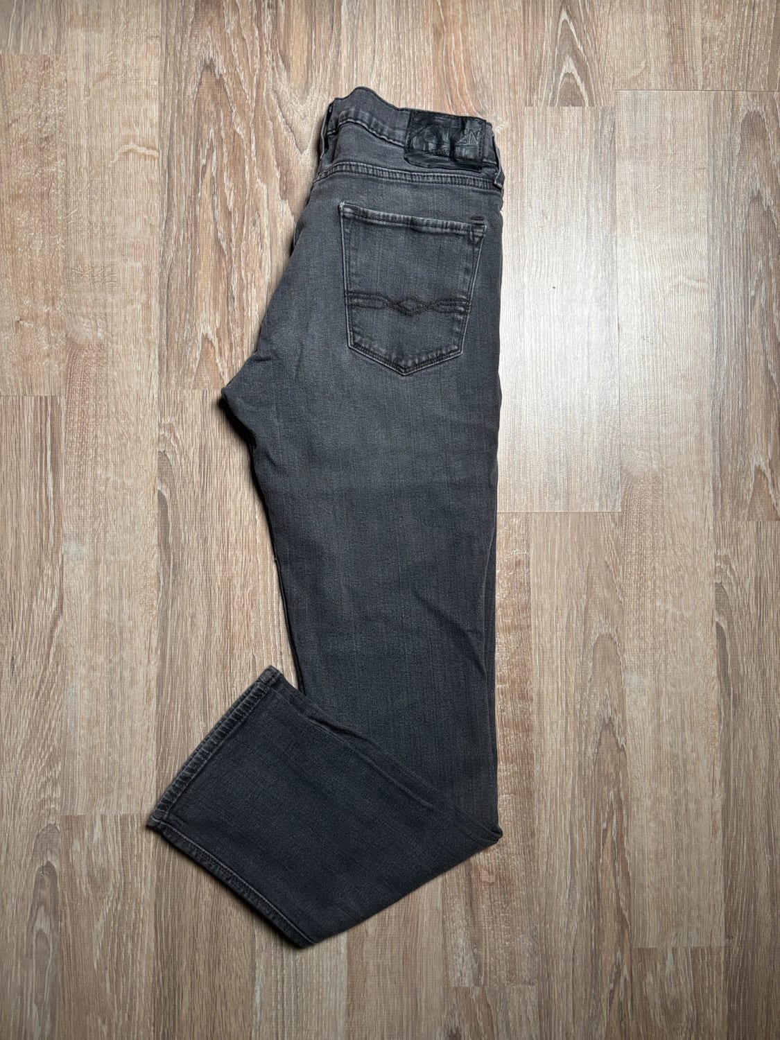 đź›’Jean Levi's W32 L32đź›’