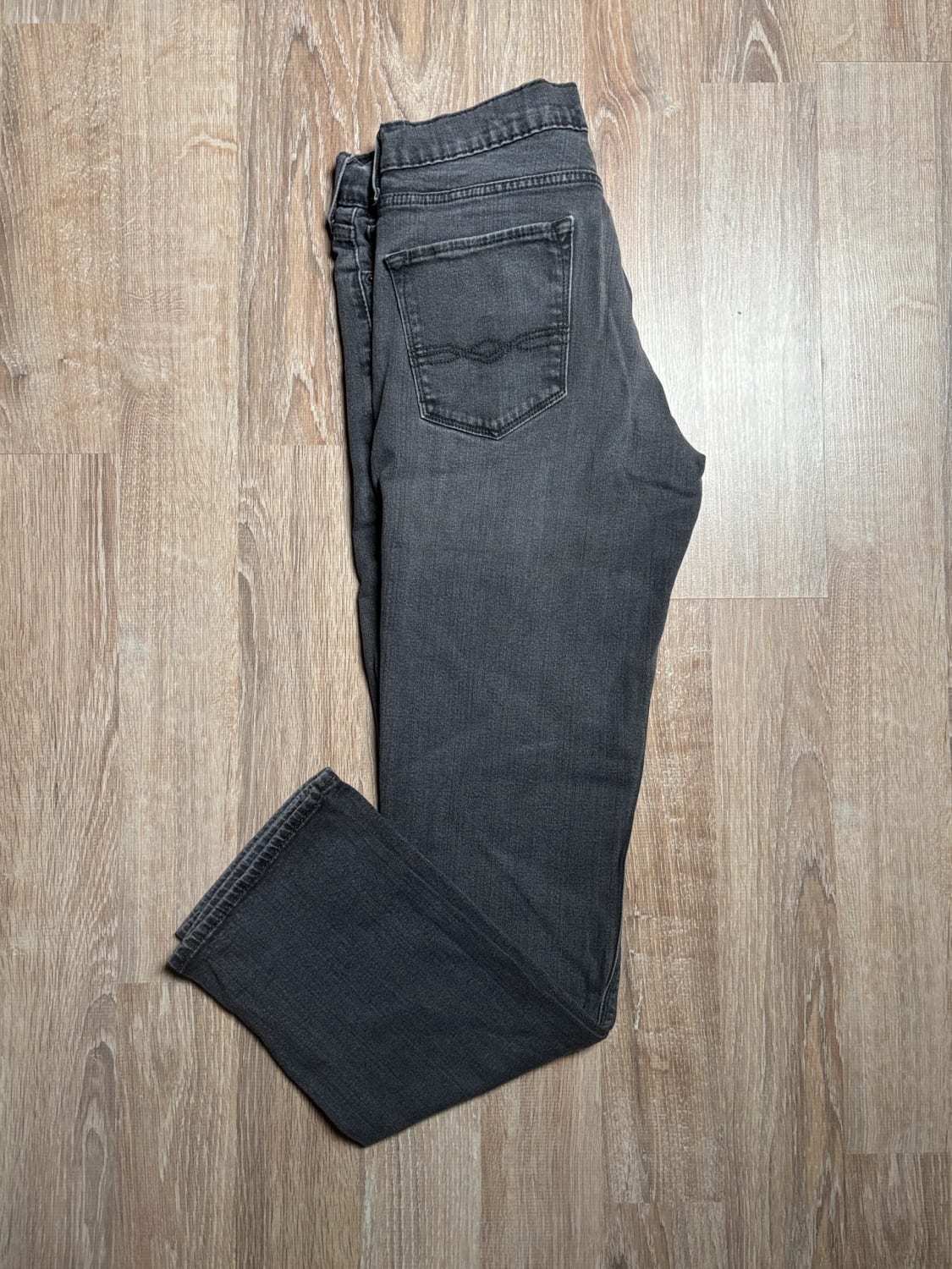đź›’Jean Levi's W32 L32đź›’