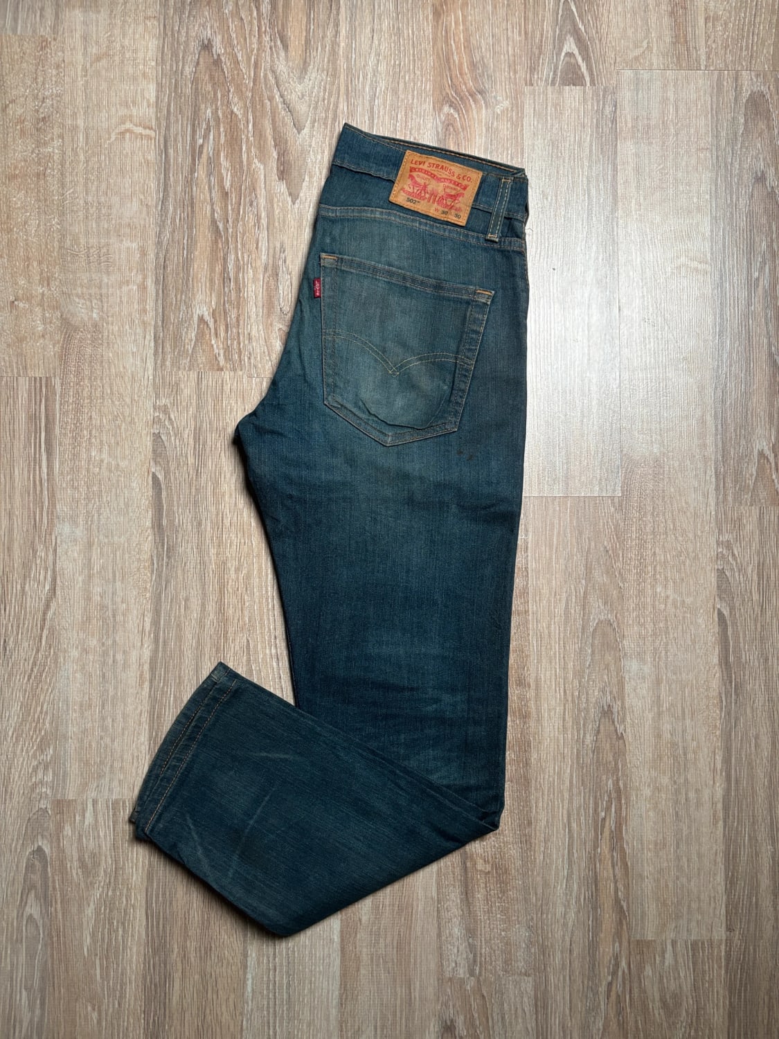 đź›’Jean Levi's 502 W30 L30đź›’