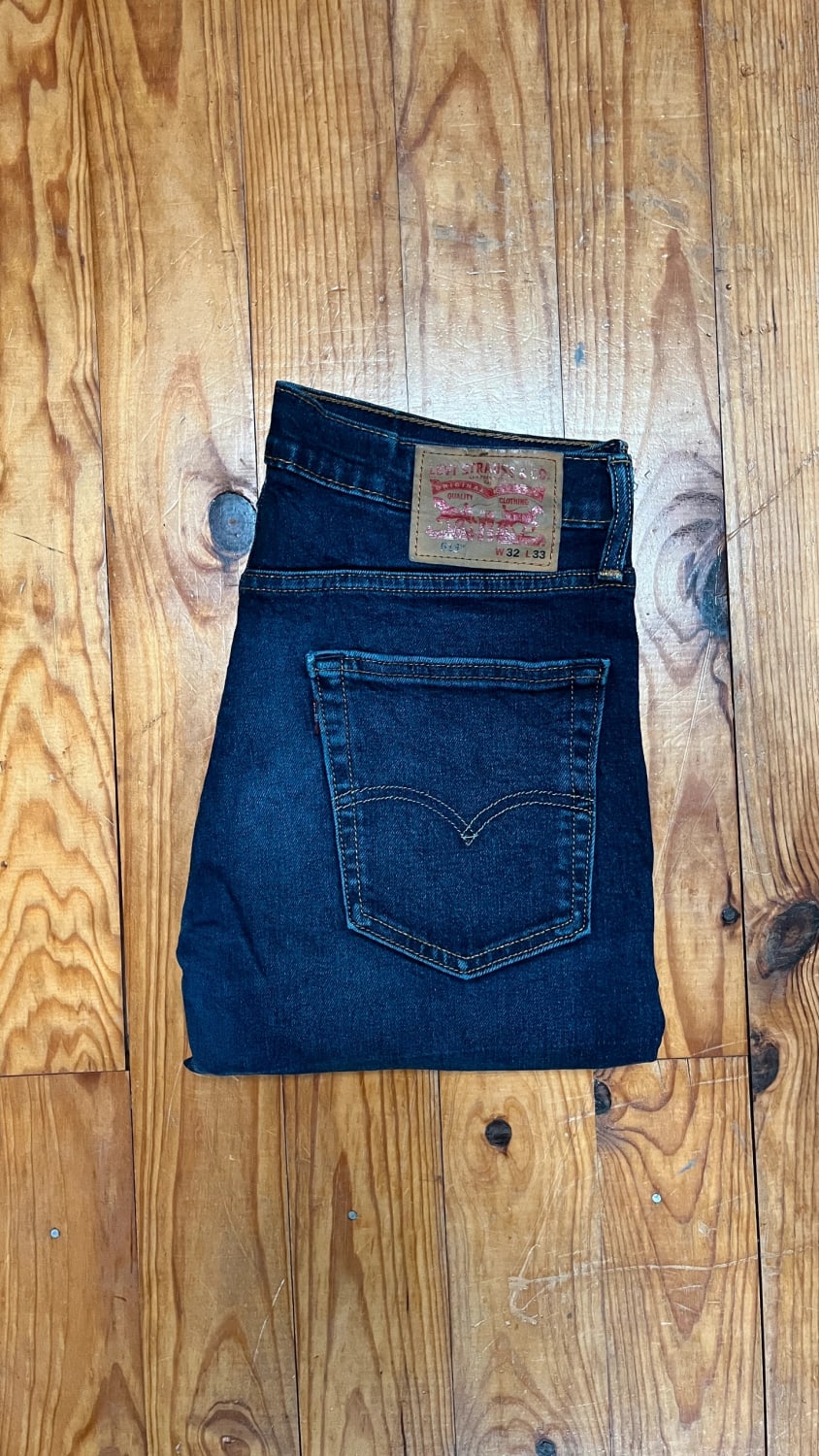 đź›’Jean Levi's 513 W32 L33đź›’