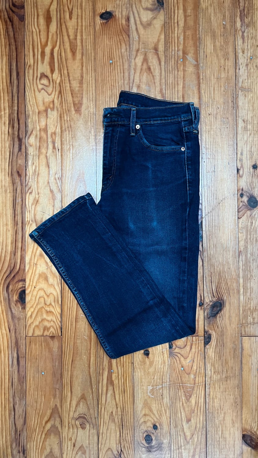 đź›’Jean Levi's 513 W32 L33đź›’