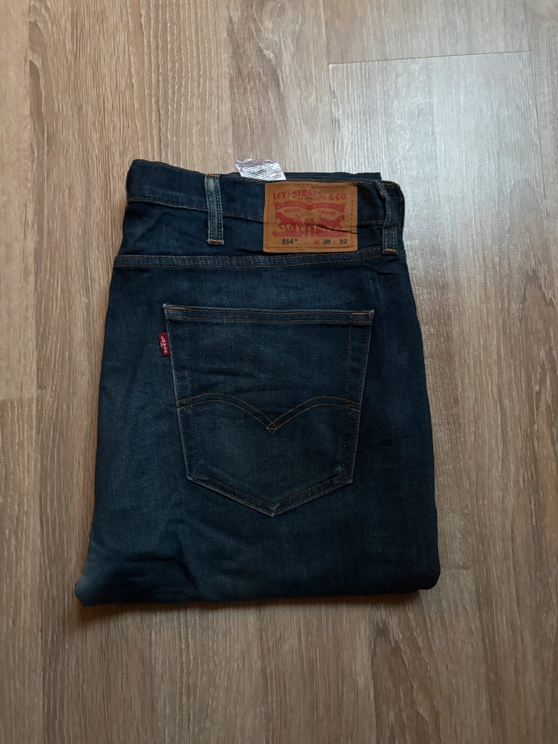 đź›’Jean Levi's 514 W38 L32đź›’