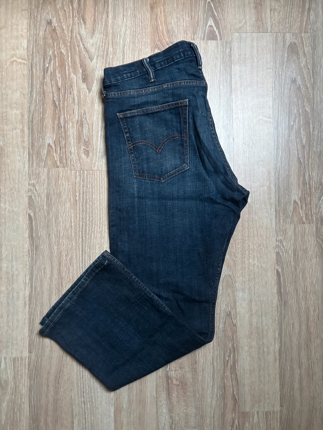 đź›’Jean Levi's 514 W38 L30đź›’