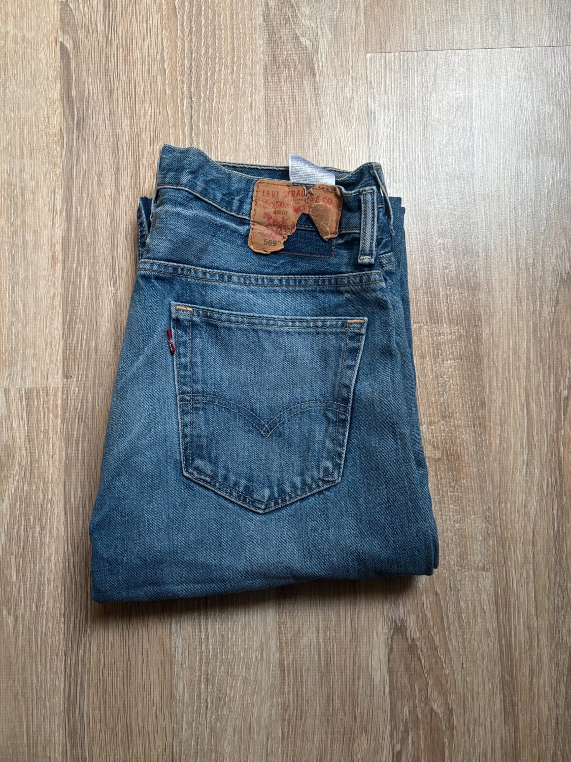 đź›’Jean Levi's W32 L32đź›’