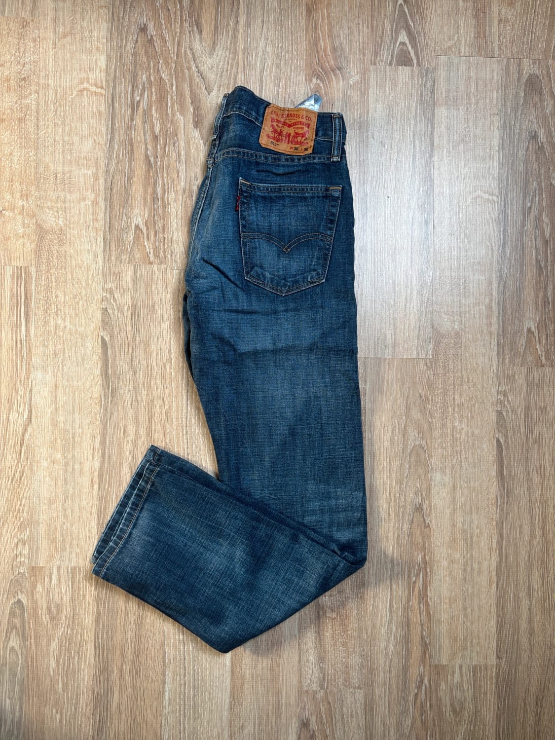 đź›’Jean Levi's 513 W30 L30đź›’
