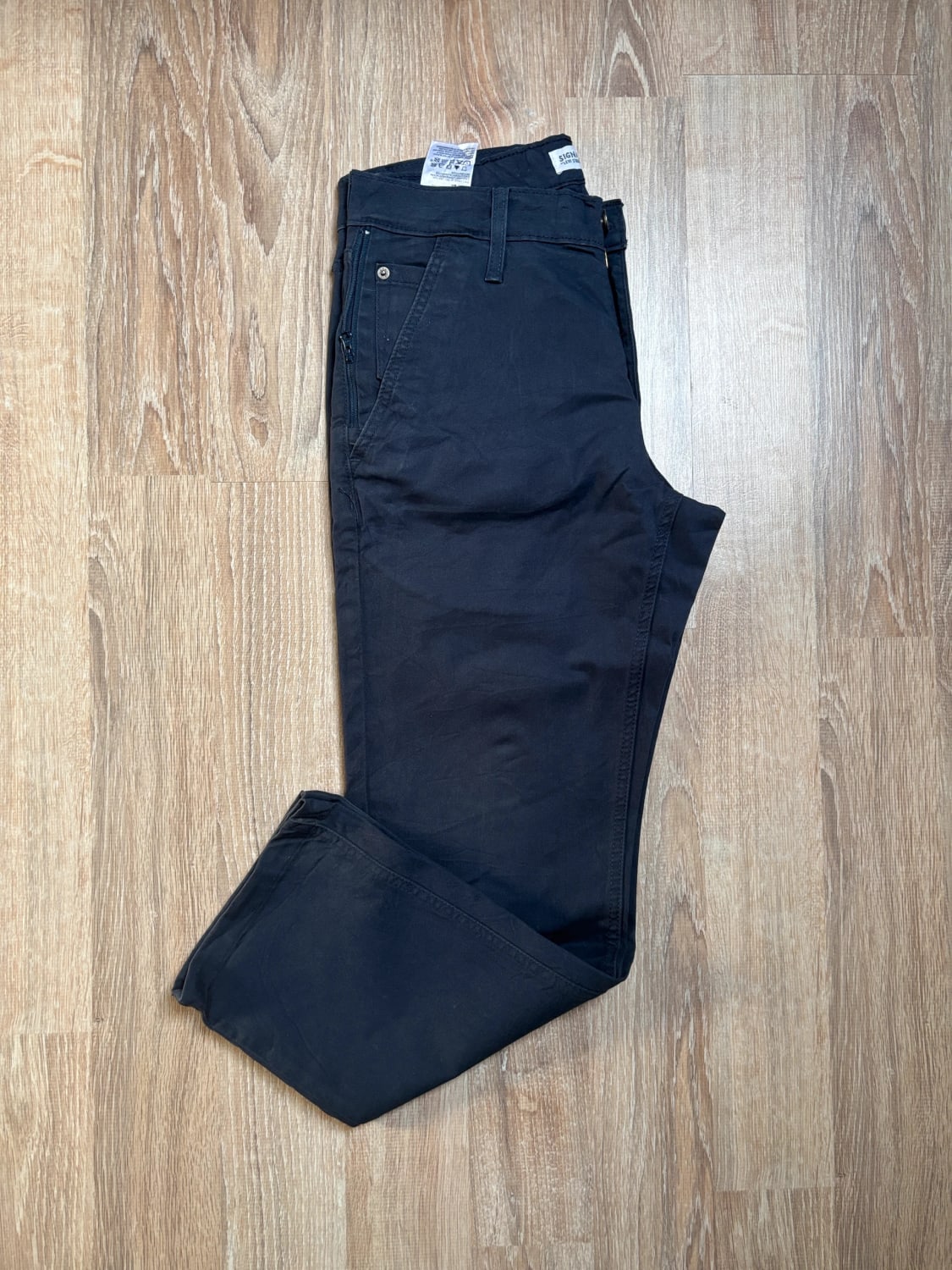 đź›’Jean Levi's W30 L32đź›’