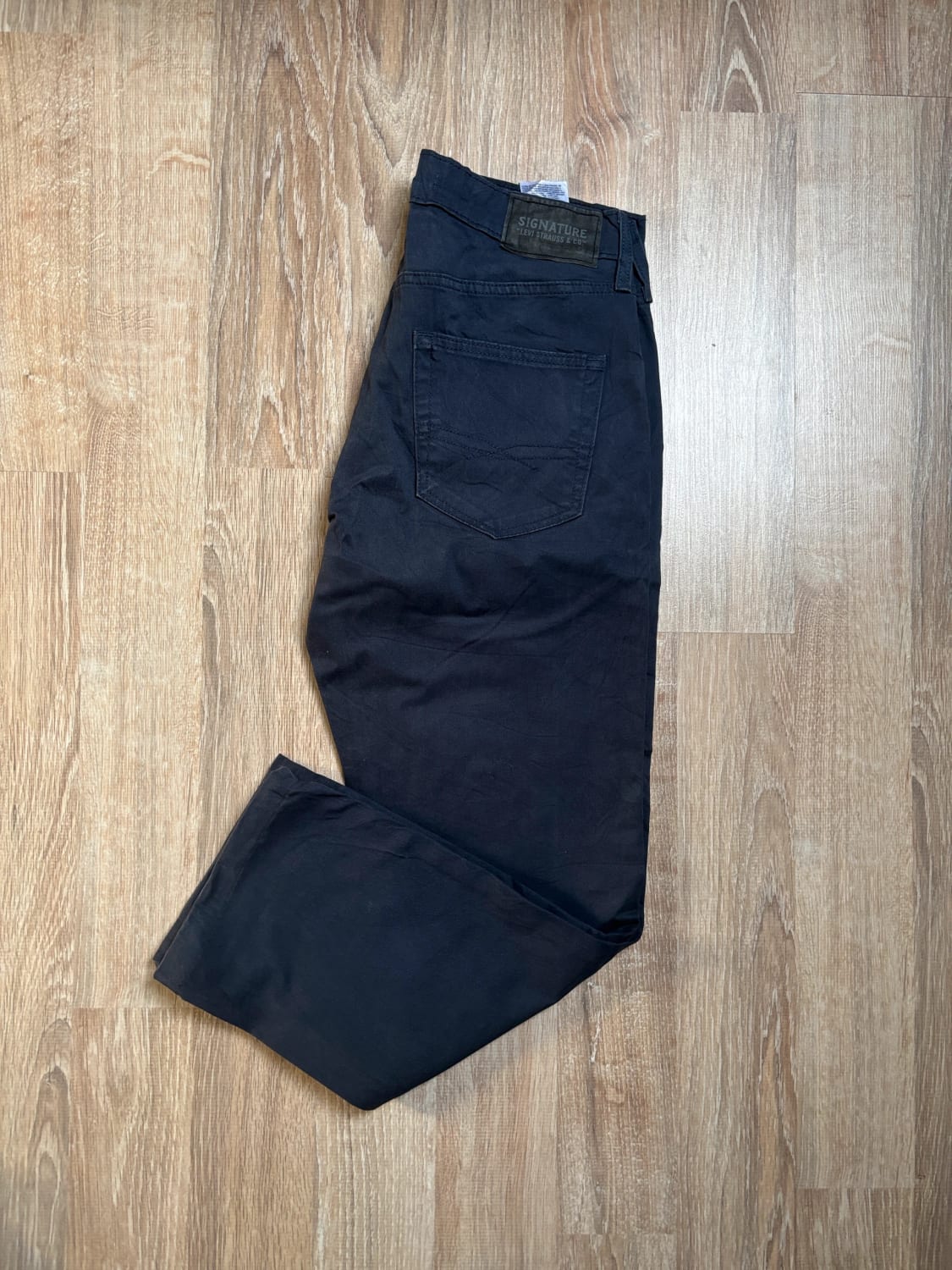 đź›’Jean Levi's W30 L32đź›’