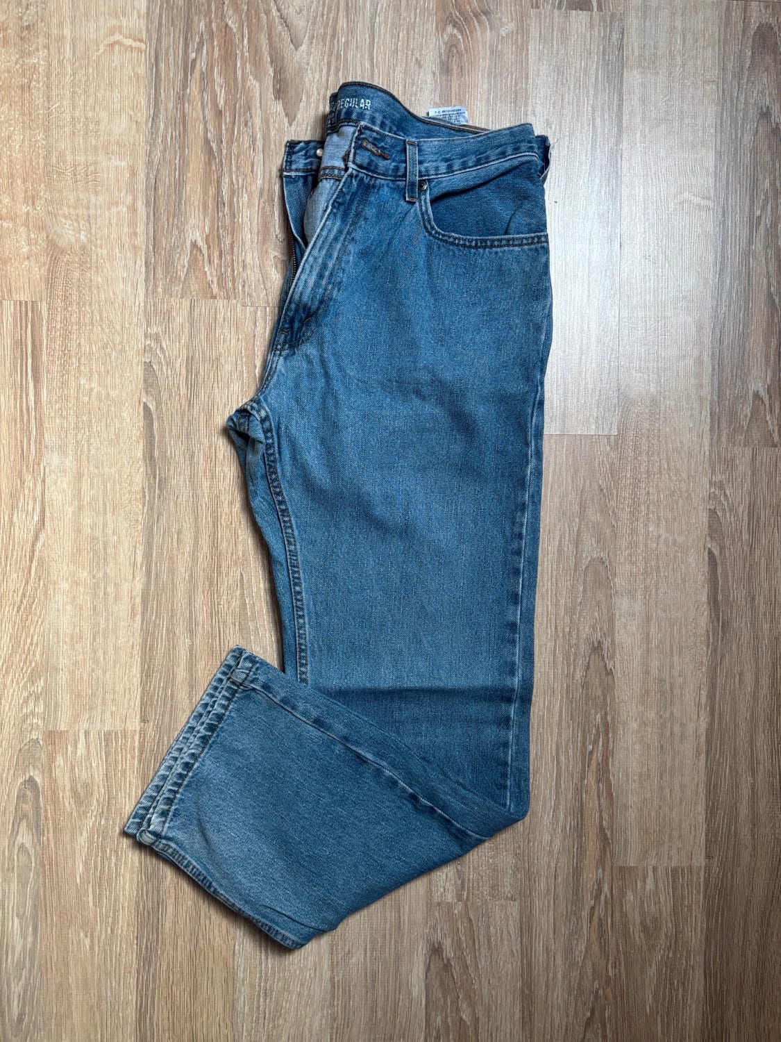 đź›’Jean Levi's W36 L32đź›’