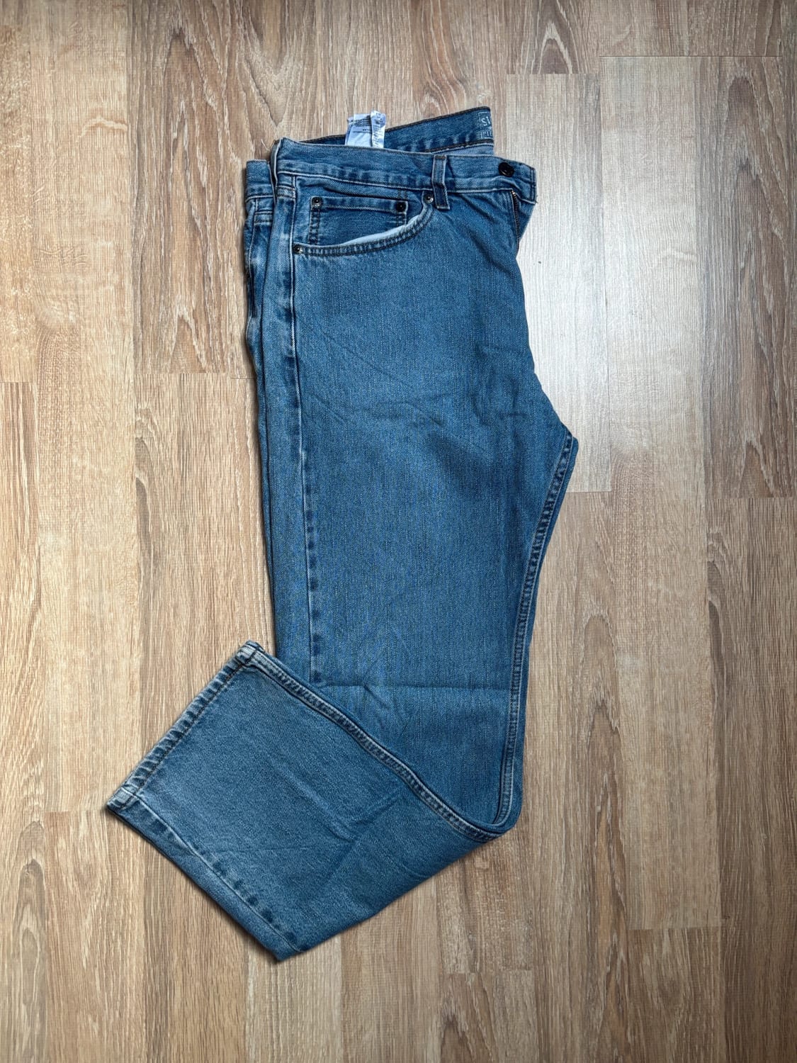đź›’Jean Levi's W36 L32đź›’