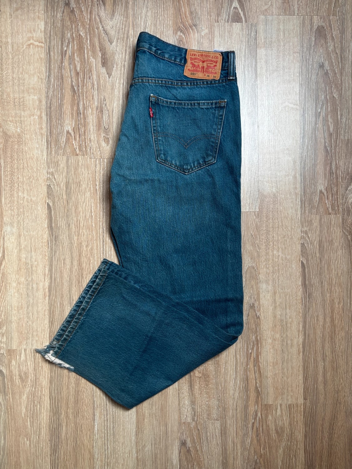 đź›’Jean Levi's 559 W36 L30đź›’