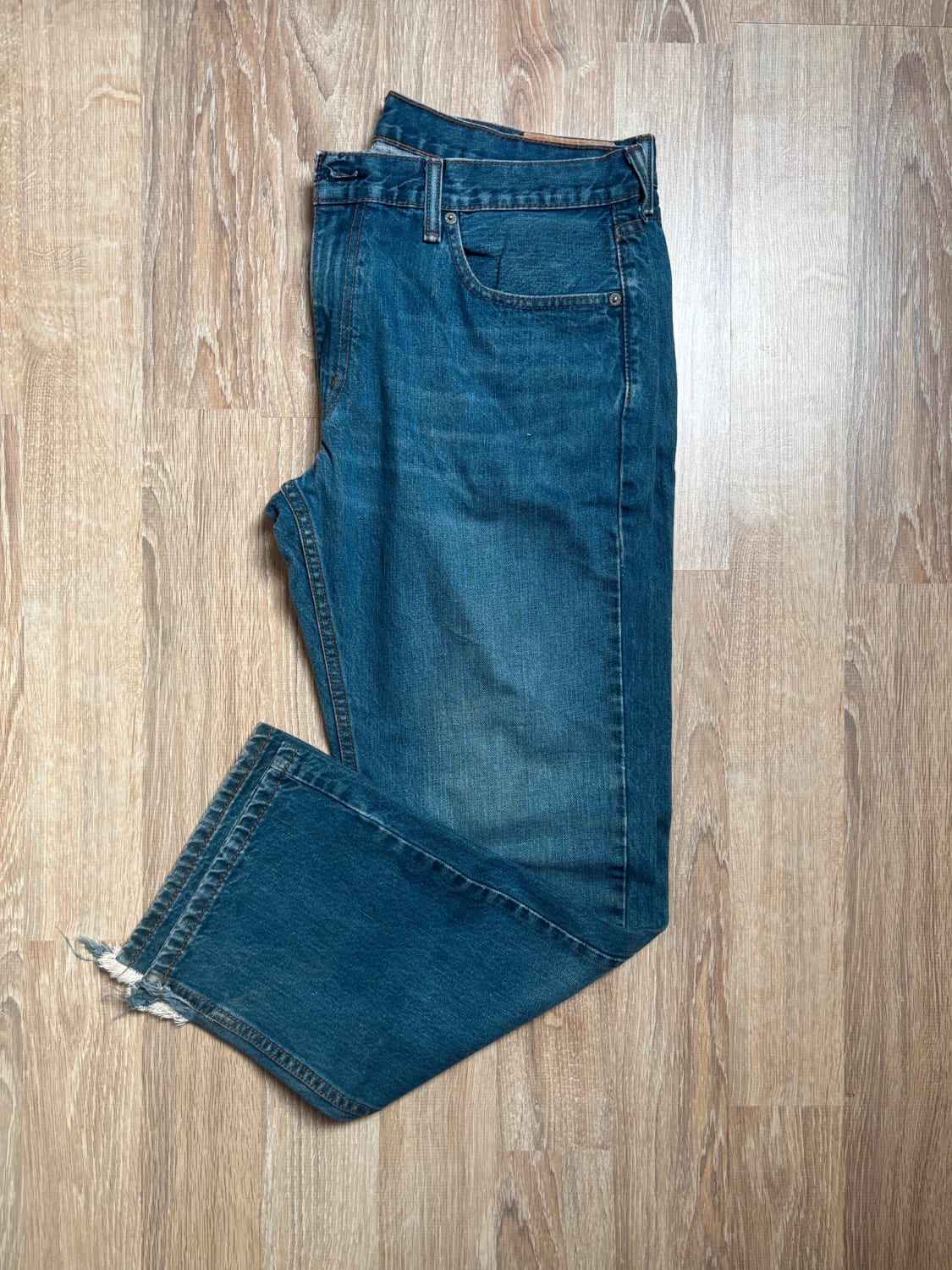 đź›’Jean Levi's 559 W36 L30đź›’