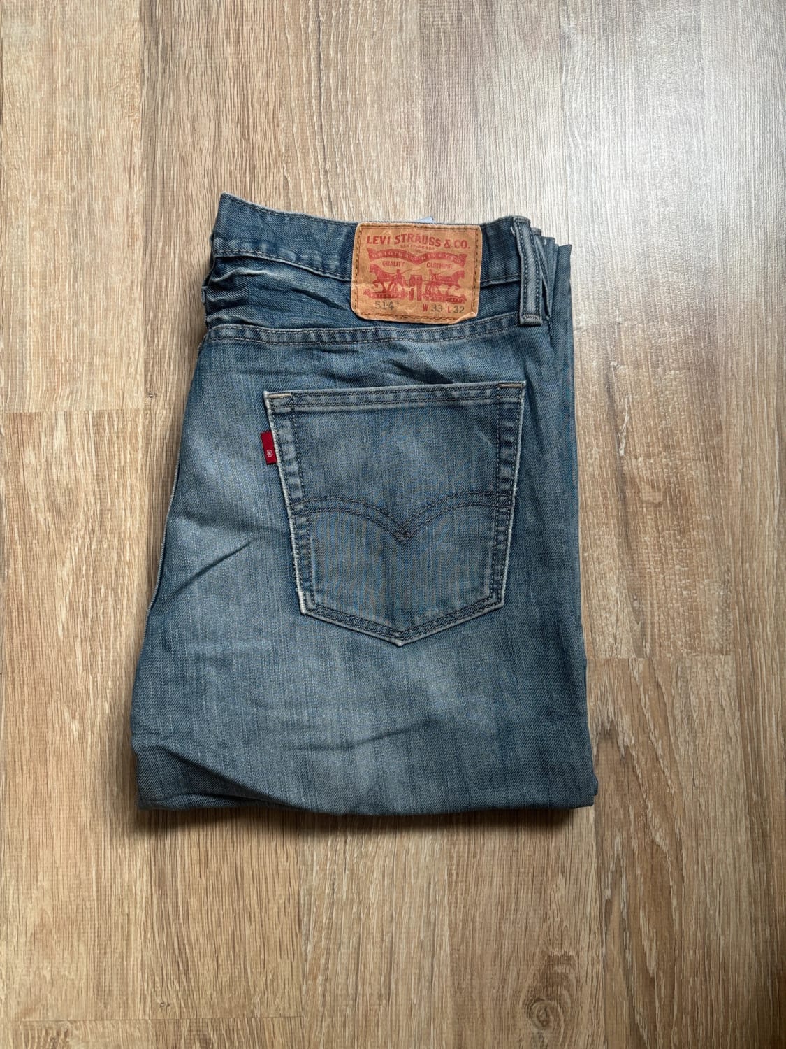 đź›’Jean Levi's 514 W33 L32đź›’