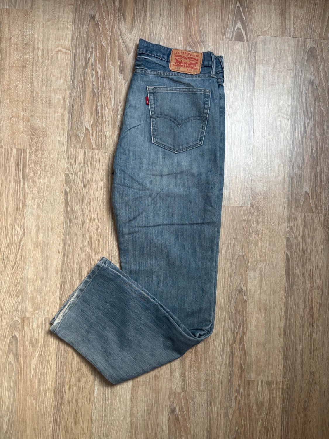 đź›’Jean Levi's 514 W33 L32đź›’