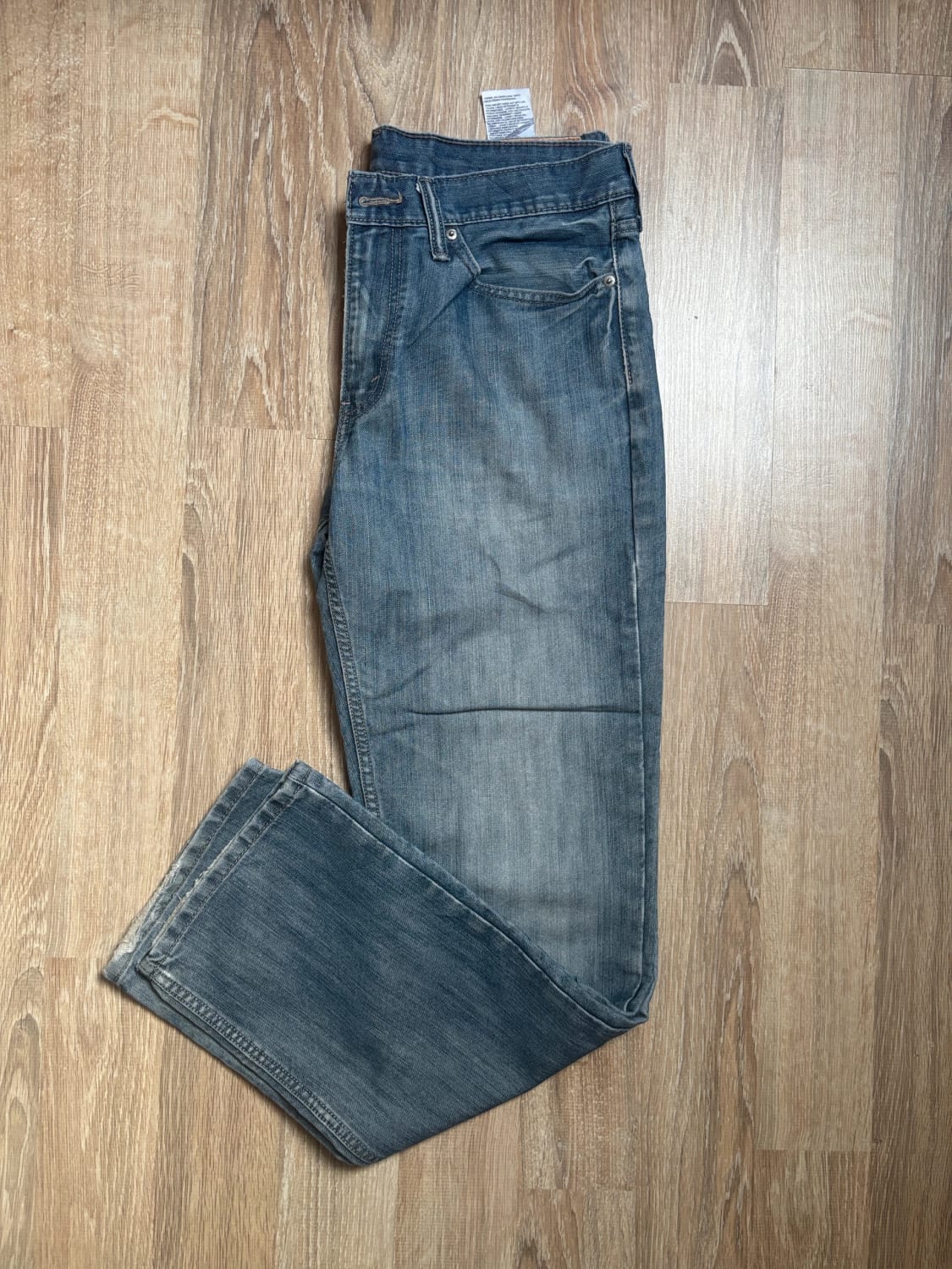 đź›’Jean Levi's 514 W33 L32đź›’