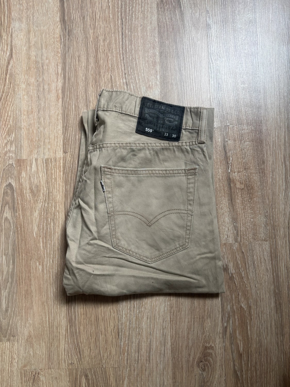 đź›’Jean Levi's 559 W33 L30đź›’