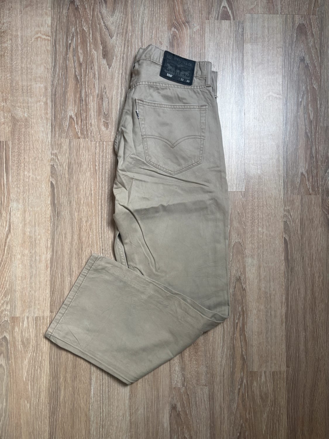 đź›’Jean Levi's 559 W33 L30đź›’