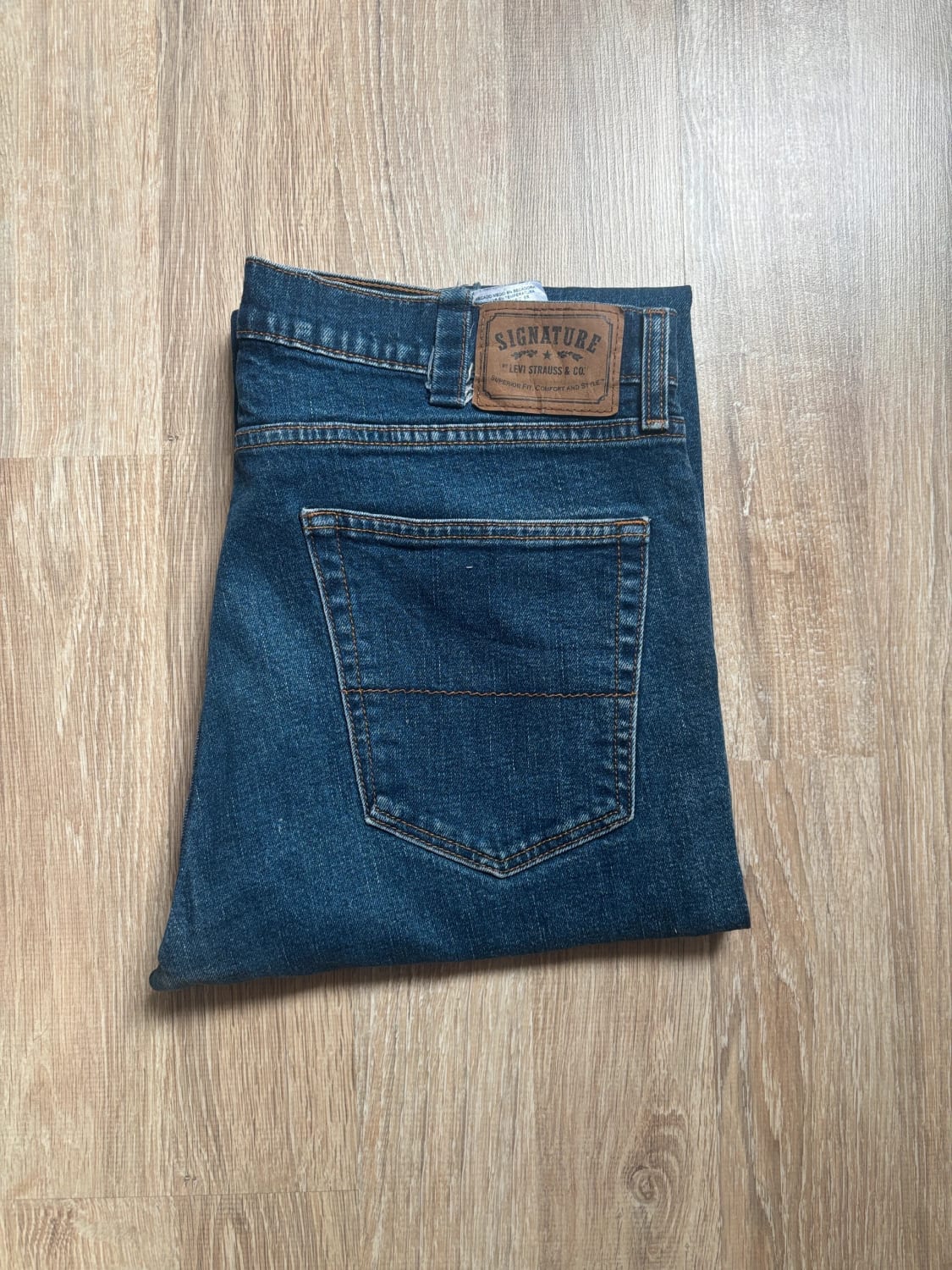 đź›’Jean Levi's W36 L34đź›’