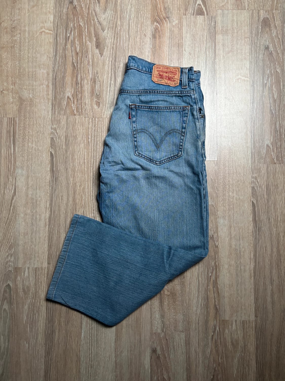 đź›’Jean Levi's 559 W34 L32đź›’