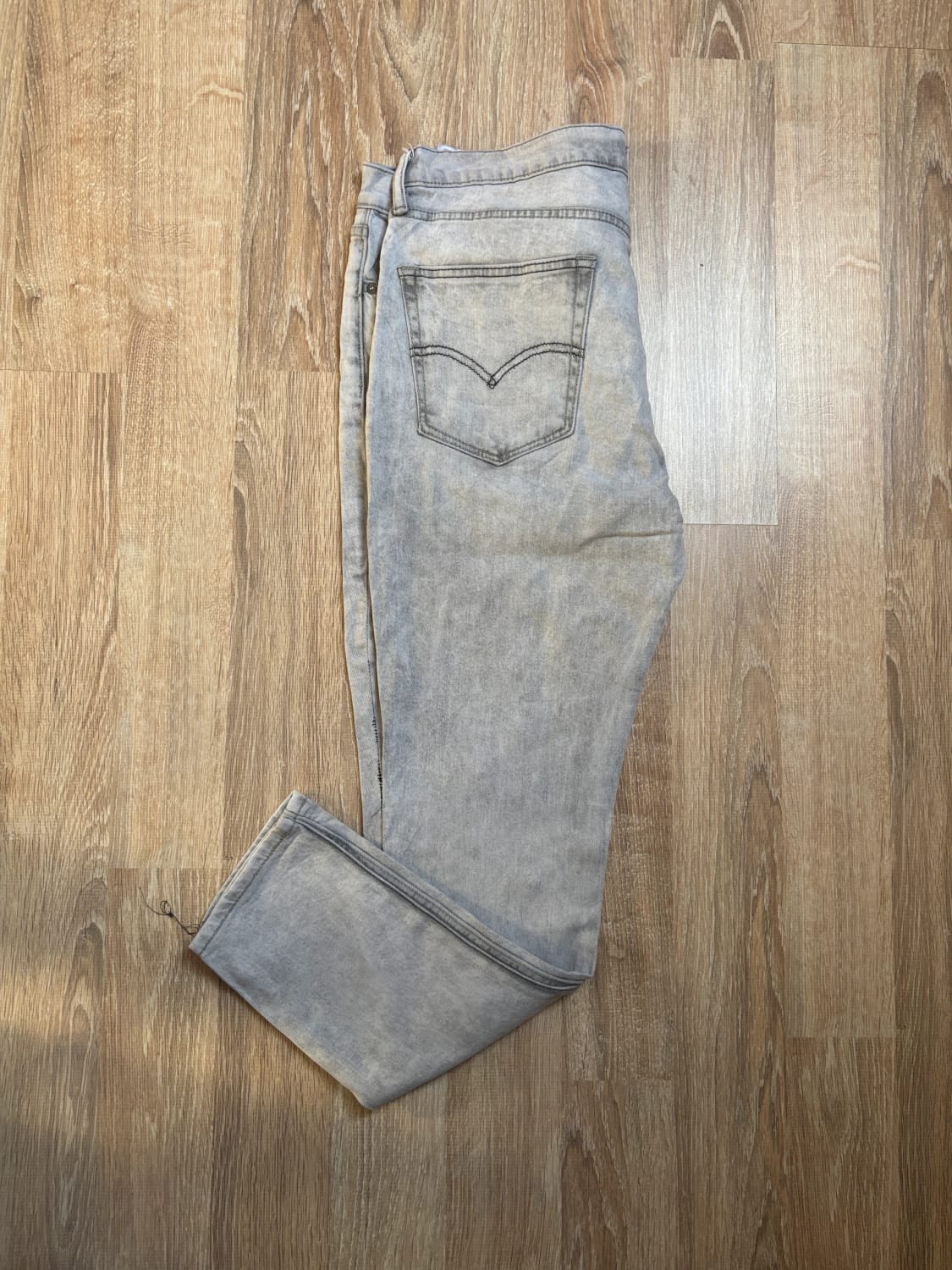 đź›’Jean Levi's W36 L30đź›’
