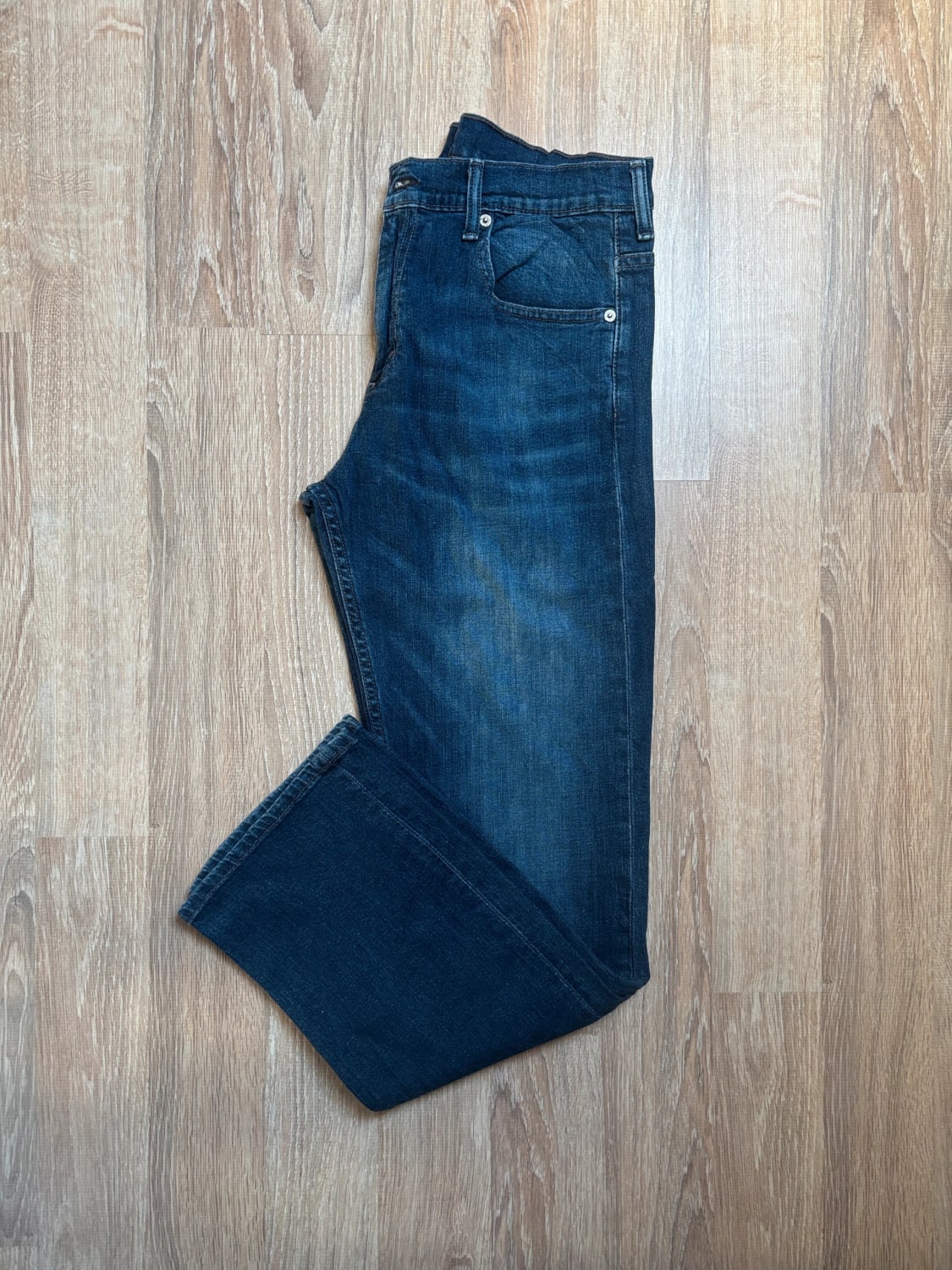 đź›’Jean Levi's W32 L32đź›’