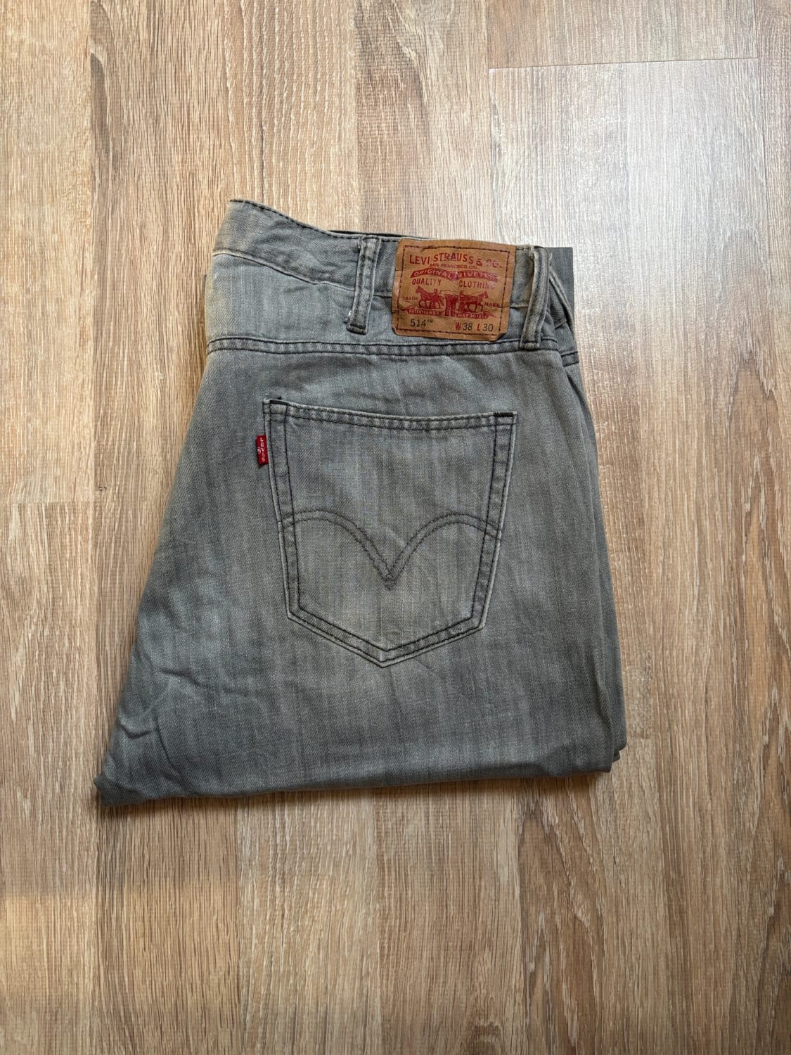 đź›’Jean Levi's 514 W38 L30đź›’