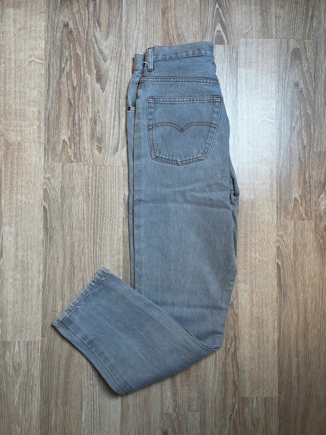 đź›’Jean Levi's W33 L36đź›’