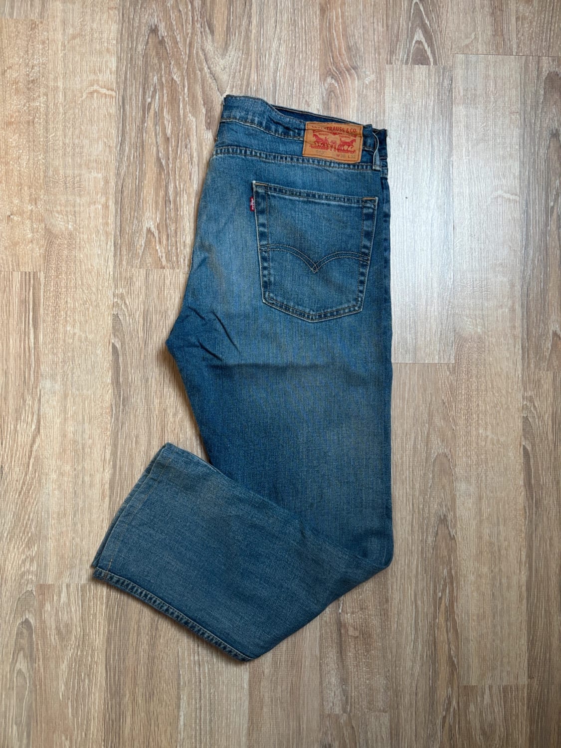 đź›’Jean Levi's 513 W36 L32đź›’
