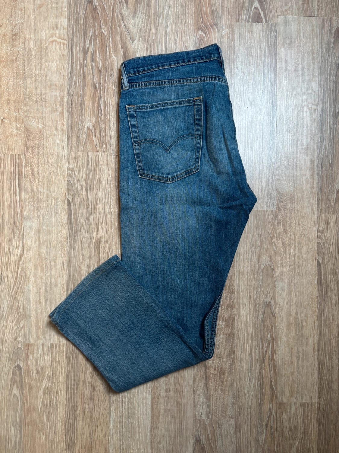 đź›’Jean Levi's 513 W36 L32đź›’