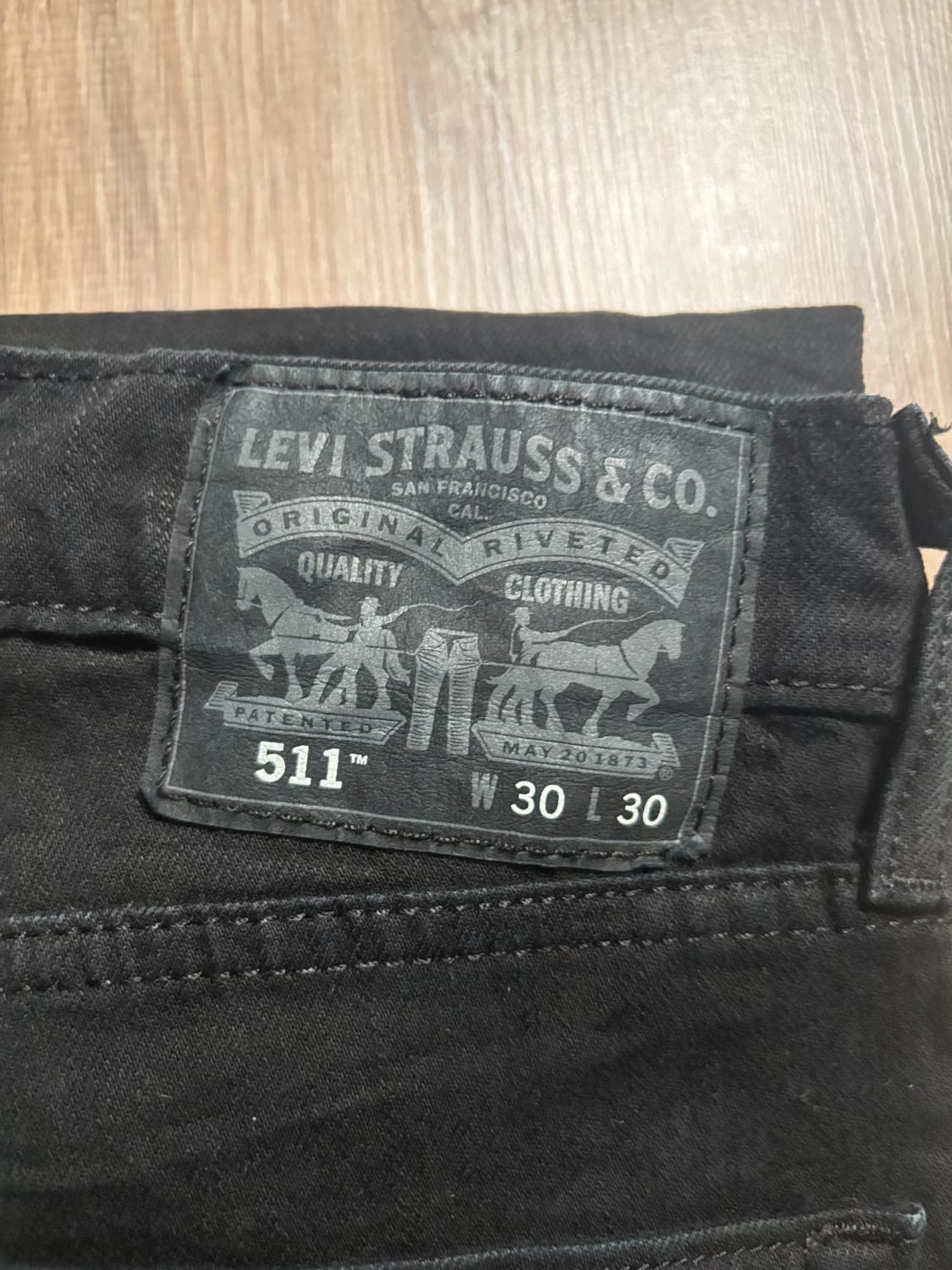 đź›’Jean Levi's 511 W30 L30đź›’